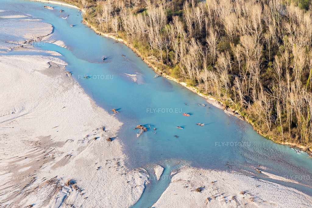 Vue aérienne: Vue de la ville à Madonna di Loreto dans le département Frioul-Vénétie Julienne, Italie. Photo: IMG_105562.jpg prise le 07/04/2018 par Werner Riehm/FLY-FOTO.eu – Résolution de l'original: 5472 x 3648 px
