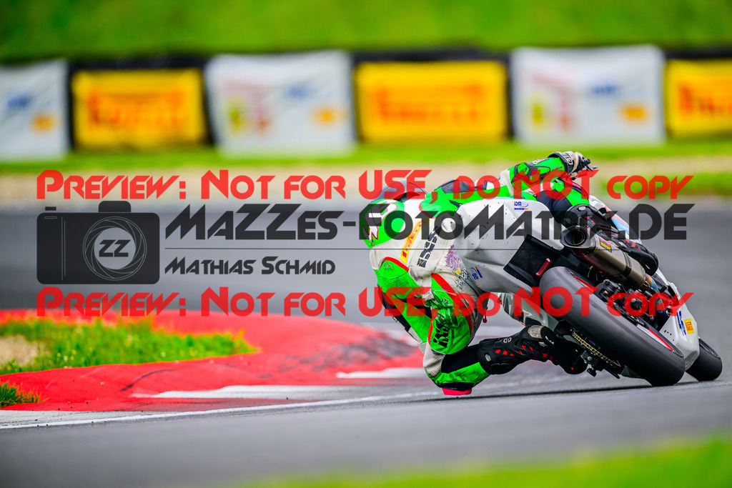 MaZZes_FotoMatrix_240602_6007705_9018 | SSP300