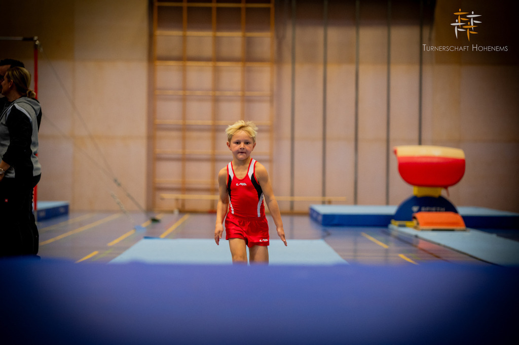 Promo-481 | "Fussifoto.com – Ihr Ansprechpartner für hochwertige Fotografie! Entdecken Sie kreative Bilder und professionelle Dienstleistungen. Kontaktieren Sie uns für Ihre Projekte!"