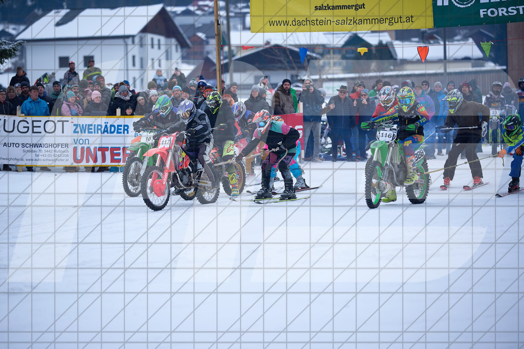 11. Holzknecht Skijöring | Skijöring am 24.01.2026: 11. Holzknecht Skijöring in Gosau am Dachstein, Oberösterreich, ÖsterreichFoto: © 2026 Martin Bihounek | mb-creative.eu