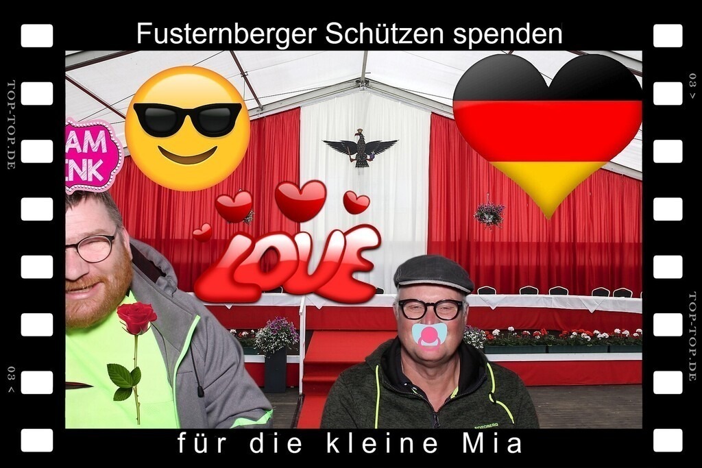 top-top.de 240928-013 | Foto, Video, Fotografie, Videografie, Fotobox, DJ, Discjockey, Musik, Musikbox, Veranstaltung, Photobooth, Amazon, Ebay, Buchtipp, Bestseller, Autor, Verlag, Buch, Wesel, Hamminkeln, NRW, Dinslaken, Rees, Drohne, Hochzeit, Party, Fotobox, Wesel, Fotograf