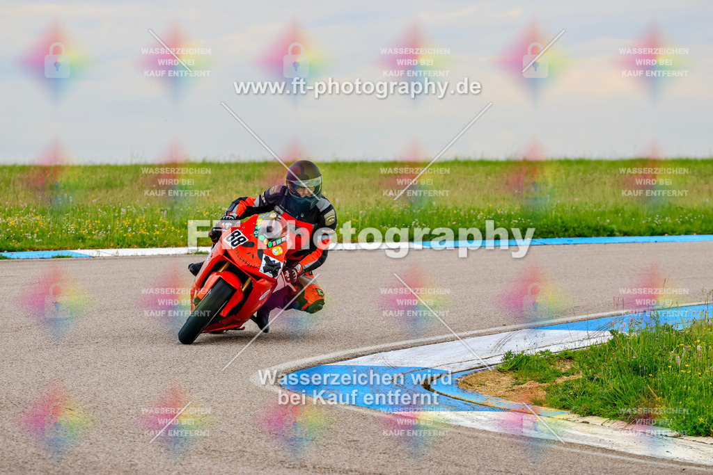 MotoTeam-1726 | Hier findet Ihr Bilder von Touristenfahrten auf der Nürburgring Nordschleife oder von anderen Veranstaltungen die ich besucht habe. Viel Spass beim Durch Schauen 