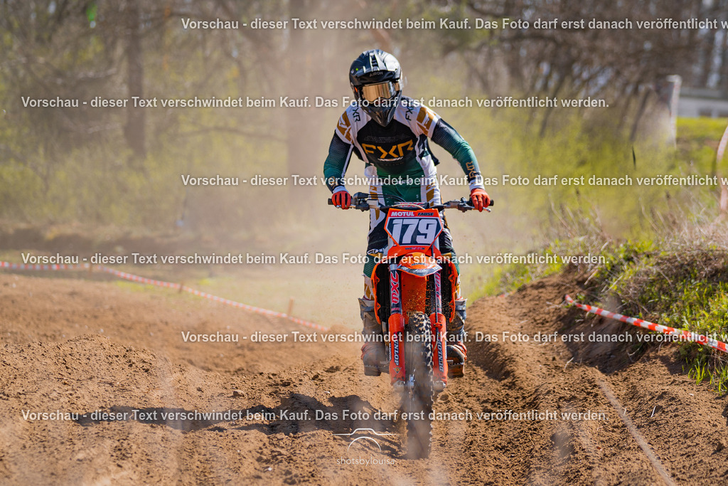 20260406_MSCHänchen-9415 | Sportfotografin aus Berlin-Brandenburg mit Fokus auf Motocross. Ich halte deine sportliche Leistung und echte Emotionen auf und neben der Strecke professionell fest. Entdecke die Fotos von deinem Rennen und bestelle sie direkt hier im Shop.