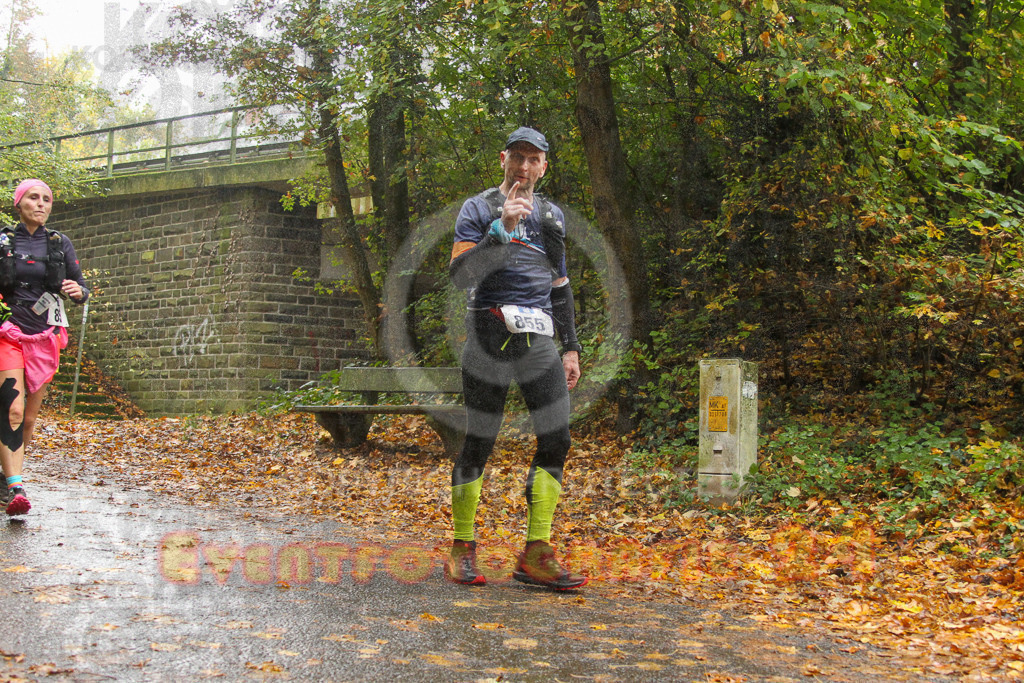 241027_1408_EV4_8786 | Sportfotografie im Rhein-Sieg Kreis, Köln, Bonn, NRW, Rheinland Pfalz, Hessen, etc. Unser Tätigkeitsfeld umfasst den Laufsport vom Volkslauf über den Marathon, Duathlon, Triathon bis zum Ultralauf wie Kölnpfad Ultra oder Schindertrail.