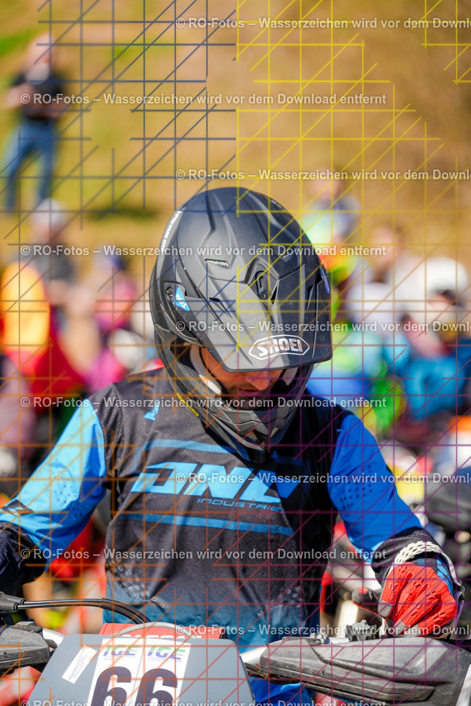 3 Lauf Mernes-89 | Sportfotografie von RO-Fotos: Motorsport, Motocross, Enduro, Laufveranstaltungen und Triathlon. Professionelle Fotos von Sportlern und Events. - Realisiert mit Pictrs.com