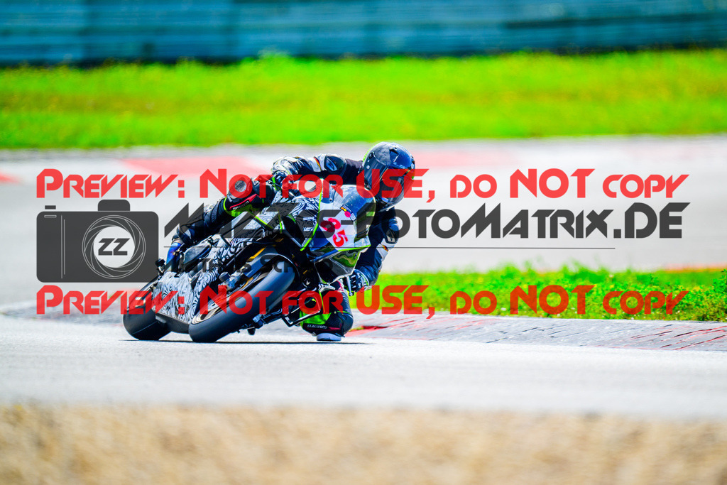 MaZZes_FotoMatrix_240911_6007705_7681 | WEISS