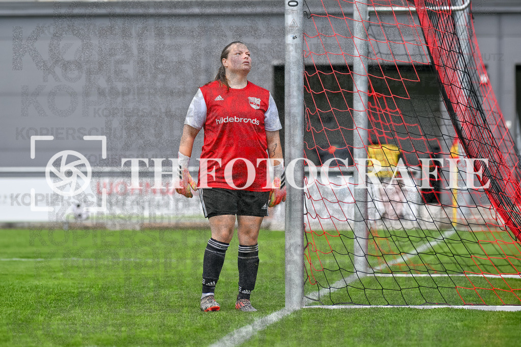 GER, FC Hauingen - SV Waldhaus, Frauen-Fussball, Rothaus Bezirkpokal, Finale, Saison 2024/2025, 29.05.2025 | Emilia Löper (FC Hauingen, #21)GER, FC Hauingen - SV Waldhaus, Frauen-Fussball, Rothaus Bezirkpokal, Finale, Saison 2024/2025, 29.05.2025Foto: TH Fotografie/Thomas Hess