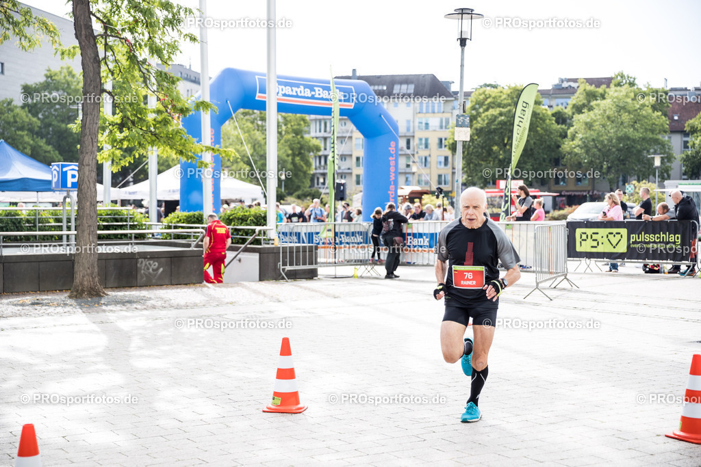 20220828_treppenlauf_FotoSteffieWunderl_0217 | Professionelle Fotos Ihrer Laufsportveranstaltung.