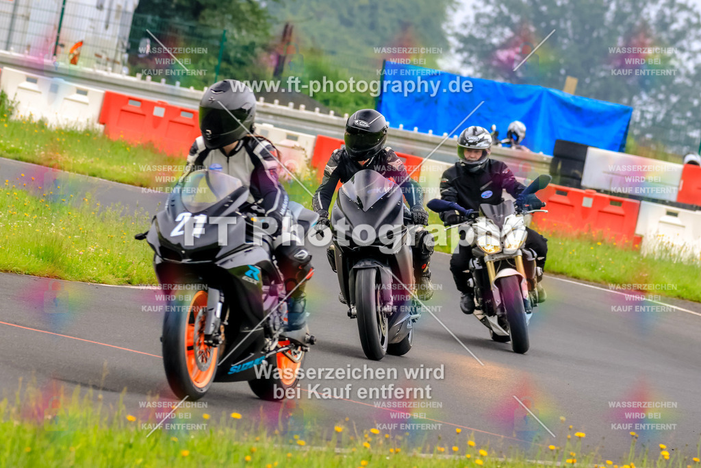 VBK-6784 | Hier findet Ihr Bilder von Touristenfahrten auf der Nürburgring Nordschleife oder von anderen Veranstaltungen die ich besucht habe. Viel Spass beim Durch Schauen 