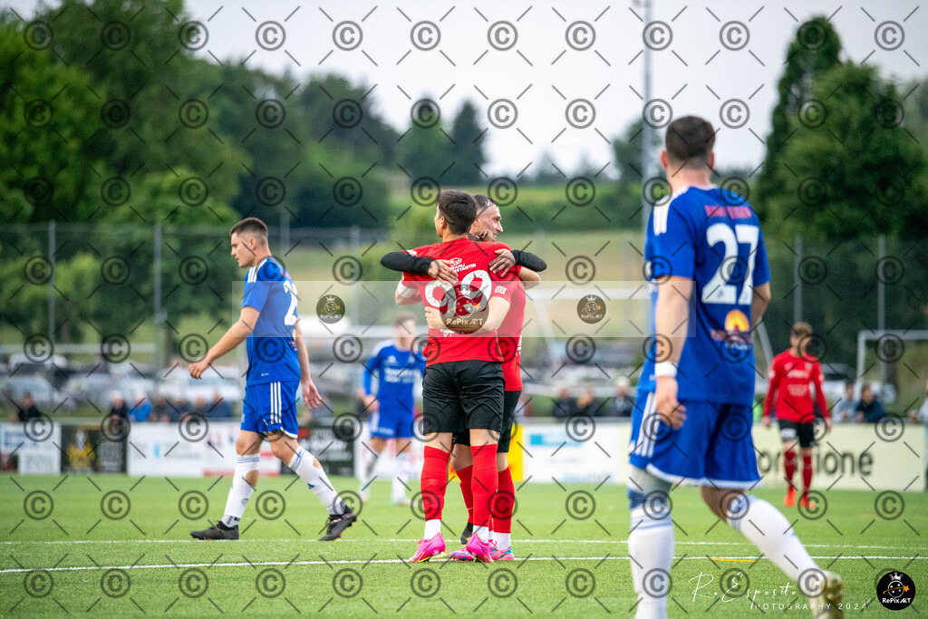 20240611_FC-Rothrist 1-Final_003 | Sport und Naturfotografie von Roberto Esposito zeigt echte Momente Bewegung und die Schönheit der Natur. Ausdrucksstarke Bilder schaffen Emotionen.