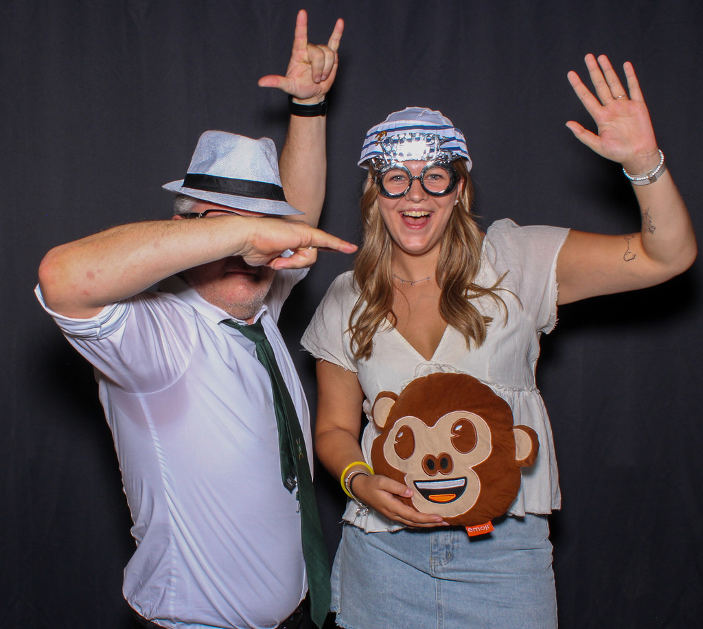 top-top.de-250628-082 | Foto, Video, Fotografie, Videografie, Fotobox, DJ, Discjockey, Musik, Musikbox, Veranstaltung, Photobooth, Amazon, Ebay, Buchtipp, Bestseller, Autor, Verlag, Buch, Wesel, Hamminkeln, NRW, Dinslaken, Rees, Drohne, Hochzeit, Party, Fotobox, Wesel, Fotograf