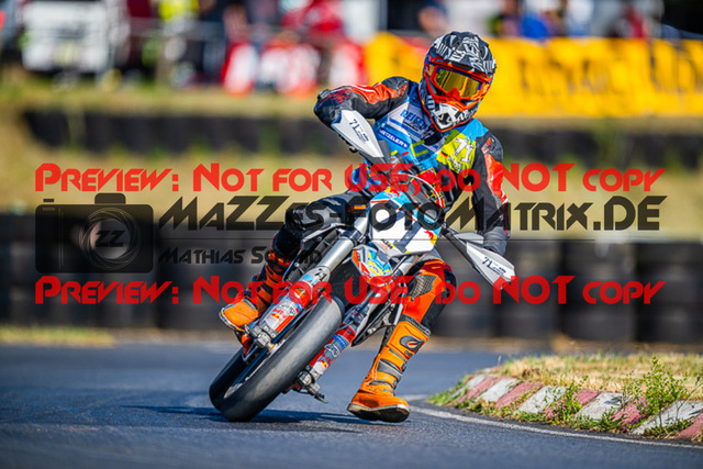 MaZZes_FotoMatrix_220529_5844 | Fotograf Mathias Schmid
Sportfotograf,
Eventfotograf,
Hochzeitsfotograf,
Portraitfotograf