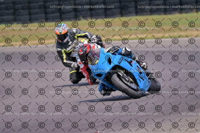 26bt05-1416 | markuskiefer.com - Realisiert mit Pictrs.com