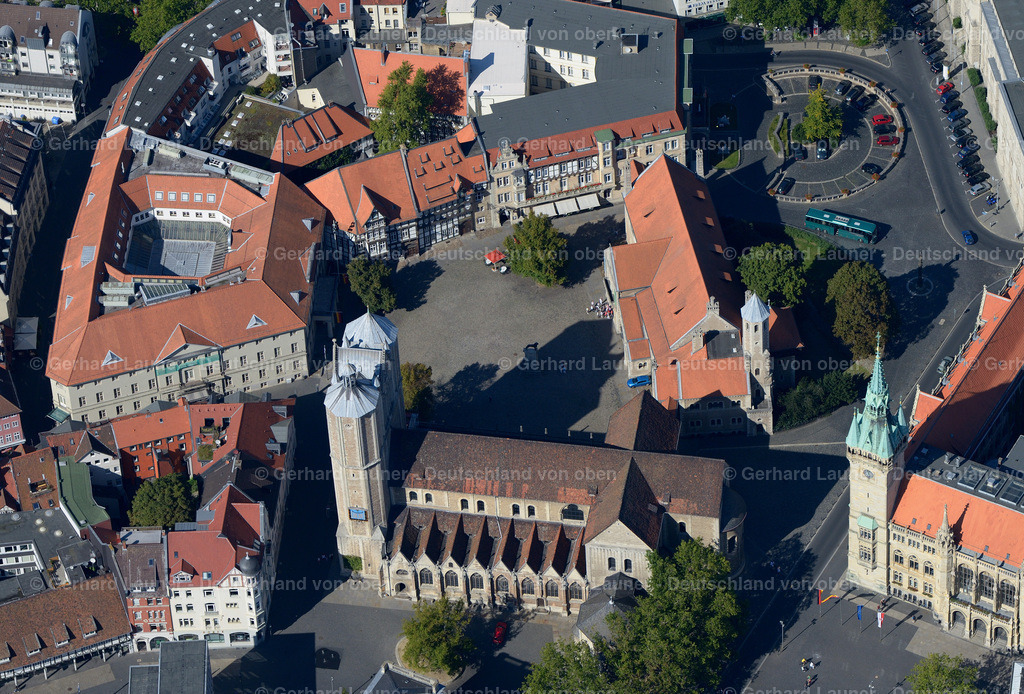 3292925 | Online-Shop für Luftbilder aus Deutschland. Seit über 45 Jahren baut Gerhard Launer das Luftbildarchiv mit unterschiedlichsten Themen stetig weiter aus.