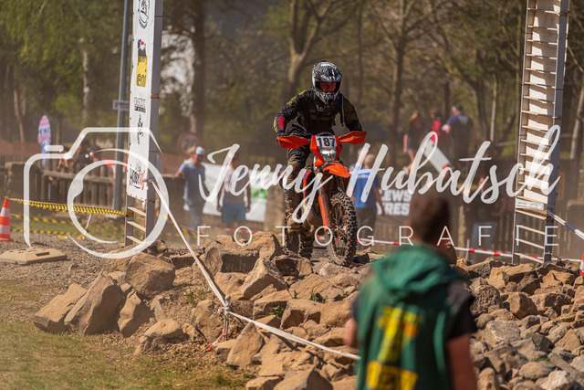JHF.ECHT.3h.Samstag.191 | jennyhubatsch-endurofotografie
