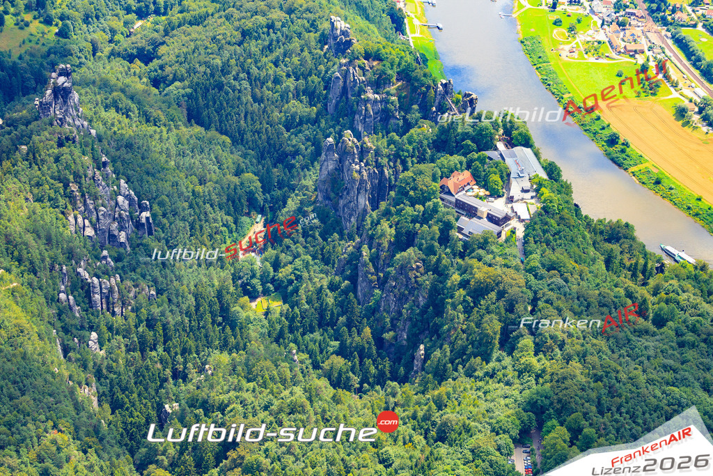 Die Luftaufnahme Saechsische_schweiz - Rathen wurde vom UL-Flugzeug (keine Drohne) aus fotografiert.Hohe Druck- Auflösung-die Geschenkidee!