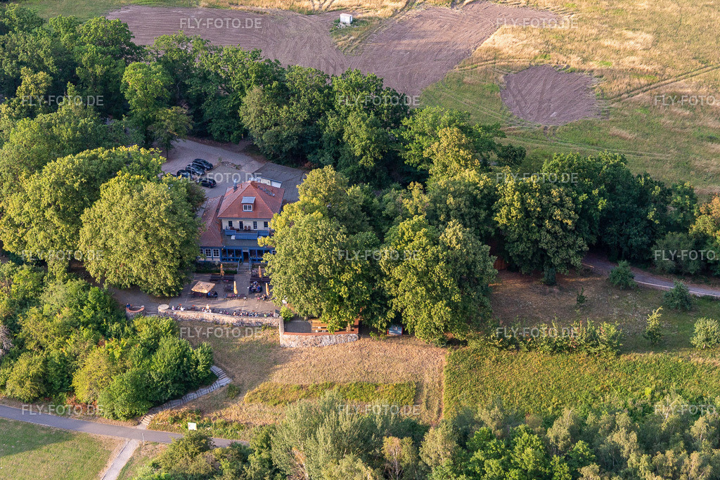 Seerestaurant "Am Kap" | Luftbild: Seerestaurant "Am Kap" in Prenzlau im Bundesland Brandenburg in Deutschland. Foto: IMG_116192.jpg vom 17.07.2019 durch Werner Riehm/FLY-FOTO.de - Realisiert mit Pictrs.com
