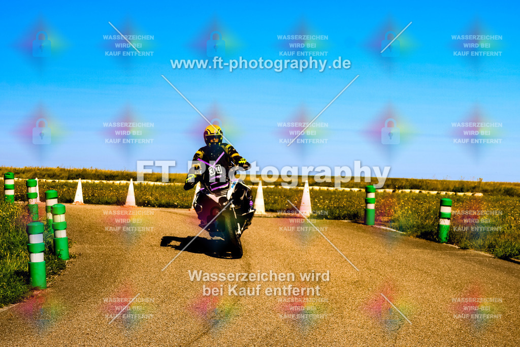 030-2631 | Hier findet Ihr Bilder von Touristenfahrten auf der Nürburgring Nordschleife oder von anderen Veranstaltungen die ich besucht habe. Viel Spass beim Durch Schauen 