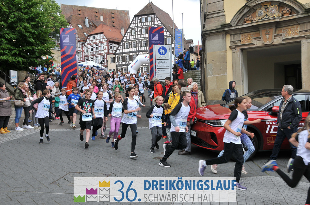 Stadtwerke Schüler und Jugendlauf 1,7km | 3koenigslauf 2022 Stadtwerke Schüler und Jugenlauf 1,7km - Realisiert mit Pictrs.com