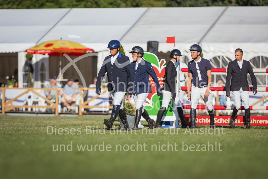 220716_LC_Punkte-S-800 | Deine schönsten Turniermomente als professionelle Fotos! Entdecke hochwertige Pferdesport-Fotografie im Online-Shop. Jetzt Fotos finden & bestellen!