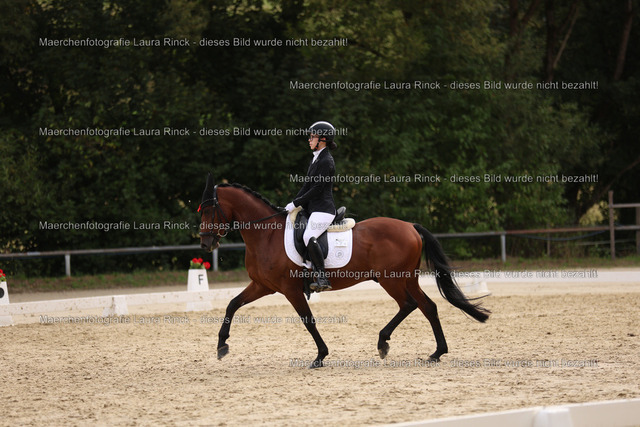 HG9A0825 | laurarinckfotografie - Realisiert mit Pictrs.com