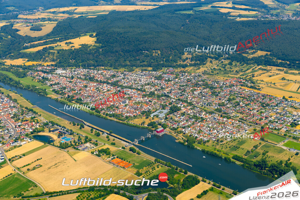 Das Luftbild zeigt :  Kleinwallstadt - Die Luftaufnahme wurde 2023 vom UL-Flugzeug aus erstellt ( keine Drohne ) - Hochauflösende Luftaufnahme - Für grossformatige Ausdrucke geeignet. Die Geschenkidee !Mit Lizenz und Bildrechte bestellbar