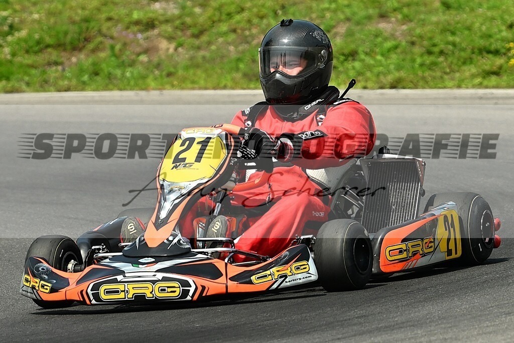 aDSC_9746 | Kaufen Sie Sportbilder im Onlineshop von Andy Scherrer Sportfotografie. Faszinierende Bilder von Sportevents aus der ganzen Schweiz. Fussball, Frauenfussball, Unihockey, Handball, Schwingen und weiteren Sportarten. - Realisiert mit Pictrs.com