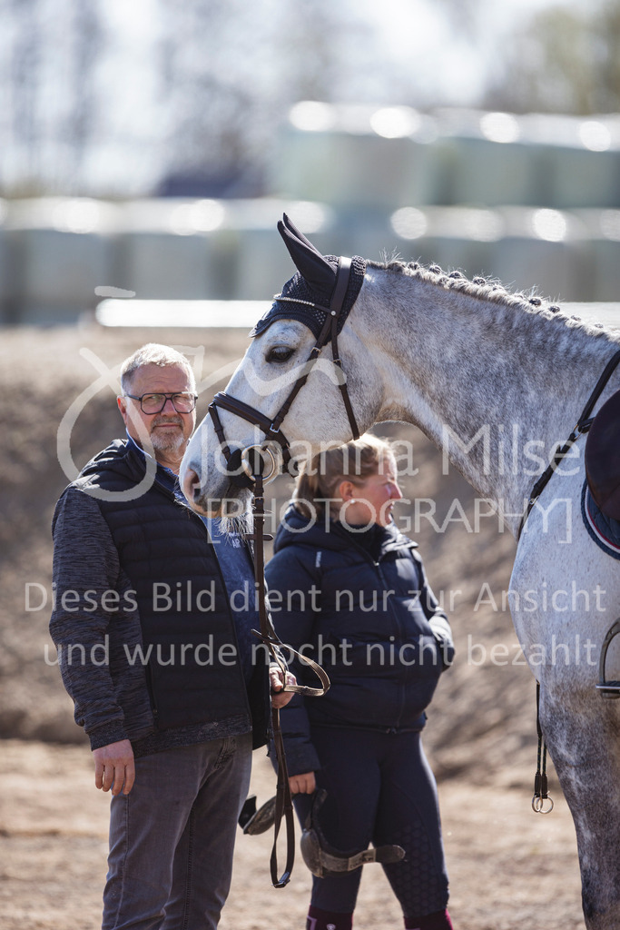 250408_Mühlen_Impressionen-101 | Deine schönsten Turniermomente als professionelle Fotos! Entdecke hochwertige Pferdesport-Fotografie im Online-Shop. Jetzt Fotos finden & bestellen!