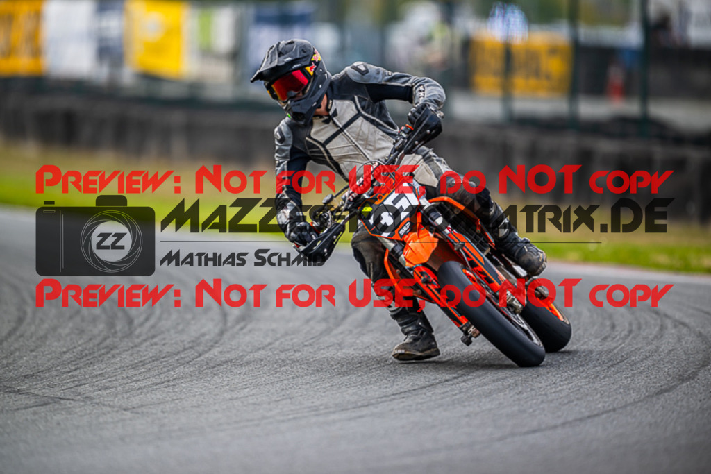 MaZZes_FotoMatrix_231001_4246 | S4