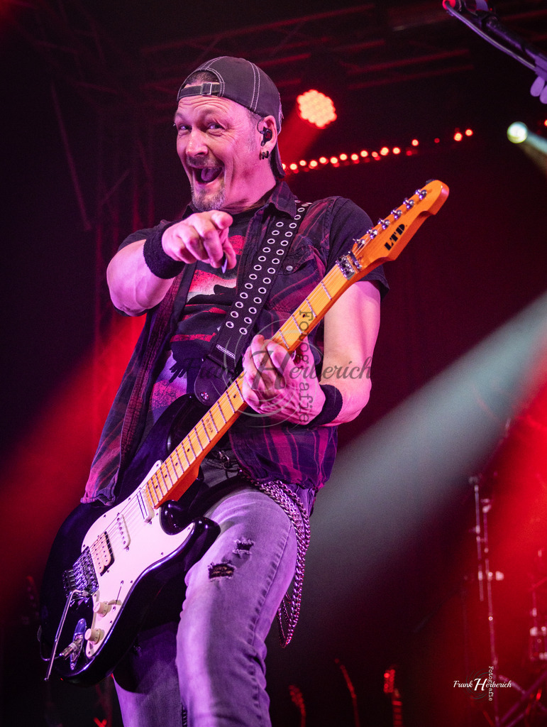 Allstars Geiselwind  13.12.2025 | Frank Herberich Fotografie, Frank Herberich, Fotografie, Hochzeit, Portrait, St. Peter Ording, Ording, Westerhever, Nordsee, Frank Fotografie, Hardheim,  Odenwald,Walldürn, Band,Eventfotografie - Realisiert mit Pictrs.com