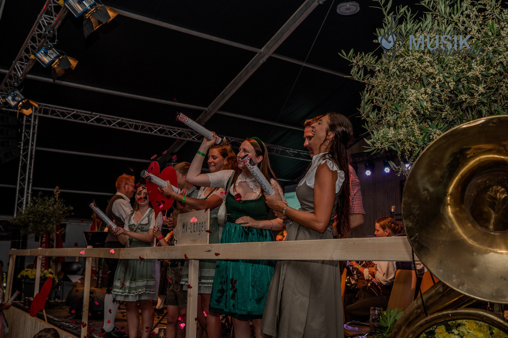 DSC_4818 | "Fussifoto.com – Ihr Ansprechpartner für hochwertige Fotografie! Entdecken Sie kreative Bilder und professionelle Dienstleistungen. Kontaktieren Sie uns für Ihre Projekte!"