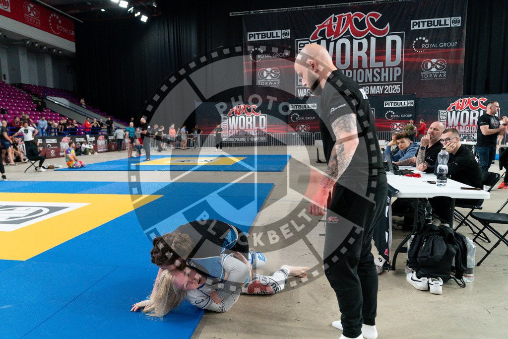20250517PBB1471 | Athletes compete during the first day of the ADCC Amateur World Championship on May 15, 2025 in Warsaw, Poland. © Chiara Dazi / photoblackbelt