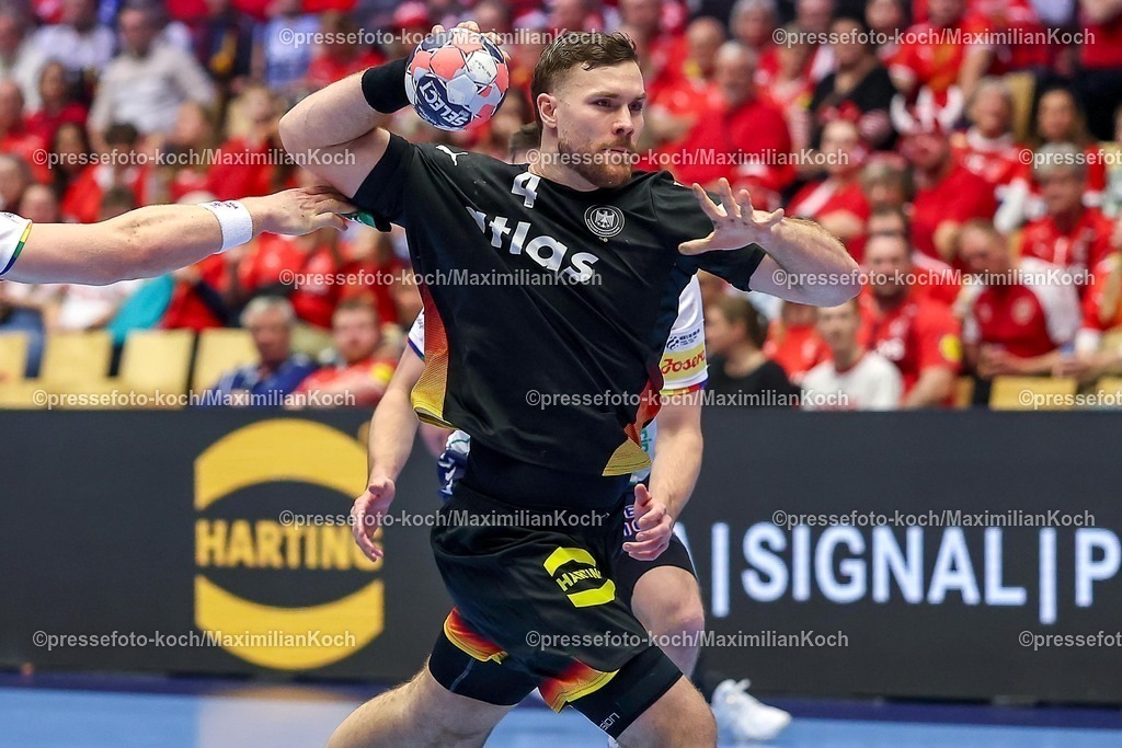 EHF24012603013 | 24.01.2026, Handball, Men's EHF EURO 2026, Deutschland - Norwegen, Jyske Bank Boxen in Herning, Dänemark, Main Round: xxxxxxxxxxxxx