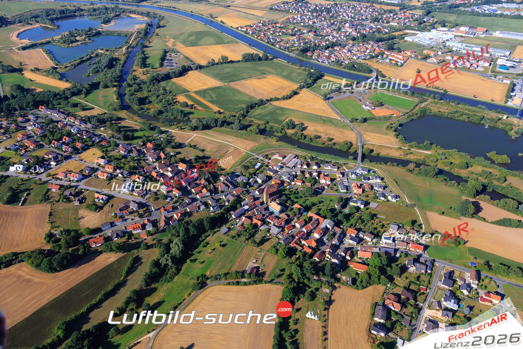 Die Luftaufnahme Seußling - Altendorf wurde vom UL-Flugzeug (keine Drohne) aus fotografiert.Hohe Druck- Auflösung-die Geschenkidee!