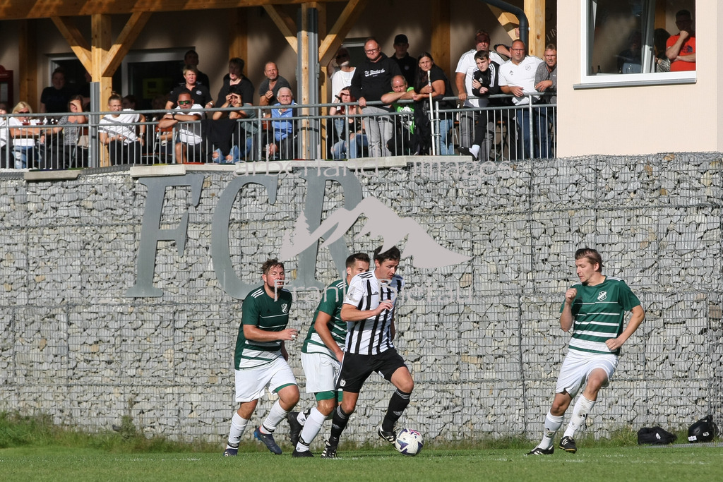 993T9800 | Medien- Sport- Entertainmentfotos