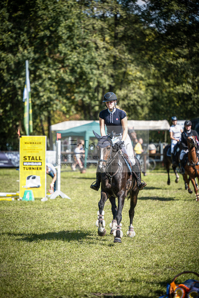 Z63_0096 | Entdecke hochwertige Reitturnierfotos von Foto Oger. Professionell, emotional und authentisch – jetzt Lieblingsmomente im Shop bestellen.Deutschlandweite Turnierfotografie. - Realisiert mit Pictrs.com
