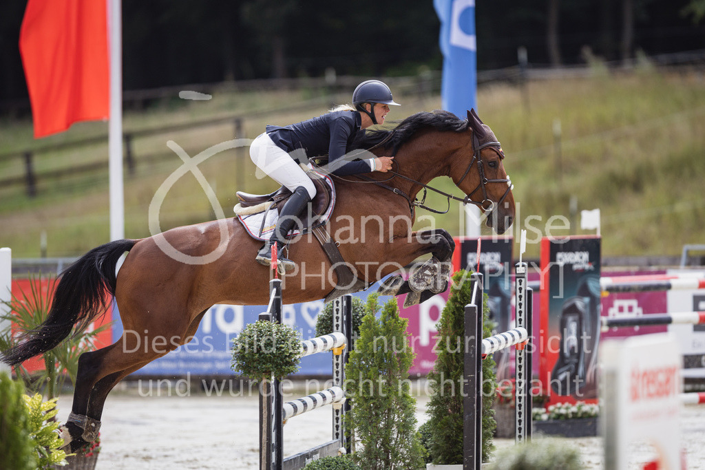 230728_BHO_2PhM2_1-701 | Deine schönsten Turniermomente als professionelle Fotos! Entdecke hochwertige Pferdesport-Fotografie im Online-Shop. Jetzt Fotos finden & bestellen!