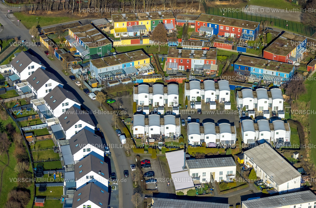 Luenen230204473 | Luftbild, Wohnsiedlung Am Calversbach, Emscherpark Projekt, bunte Hausfassaden, Brambauer, Lünen, Ruhrgebiet, Nordrhein-Westfalen, Deutschland