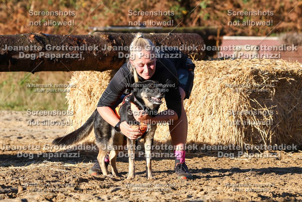 Dog Paparazzi - Strongdog 10-25-1152 | Dog Paparazzi Jeanette Grottendiek Fotografie & Videografie - Realisiert mit Pictrs.com