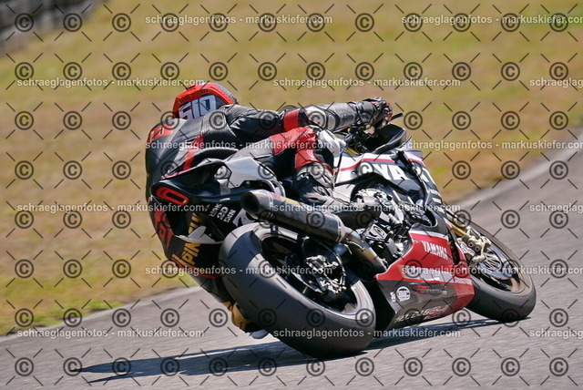 26bt05-0892 | markuskiefer.com - Realisiert mit Pictrs.com
