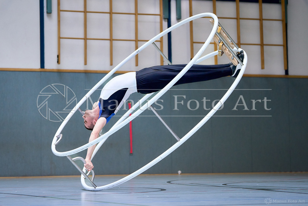 C-DSC07017 | Professionelle Sportfotografie in Hamburg, Schleswig-Holstein und Niedersachsen – spezialisiert auf Rhönrad, Geräteturnen, Leistungsturnen und rhythmische Sportgymnastik. Bundesweite Begleitung von Rhönrad-Events. Jetzt Sport-Fotos - Realisiert mit Pictrs.com