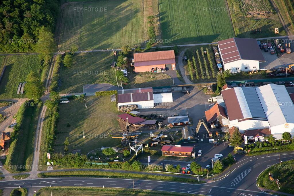 Luftbild: Militärmuseum im Ortsteil Stammheim in Kolitzheim im Bundesland Bayern in Deutschland. Foto: IMG_079170.jpg vom 15.05.2015 durch Werner Riehm/FLY-FOTO.de