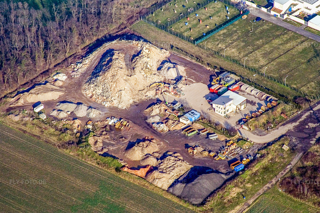 Luftbild: Bauschuttrecycling Fa. Gaudier im Ortsteil Minderslachen in Kandel im Bundesland Rheinland-Pfalz in Deutschland. Foto: IMG_5344.jpg vom 18.02.2007 durch Werner Riehm/FLY-FOTO.de