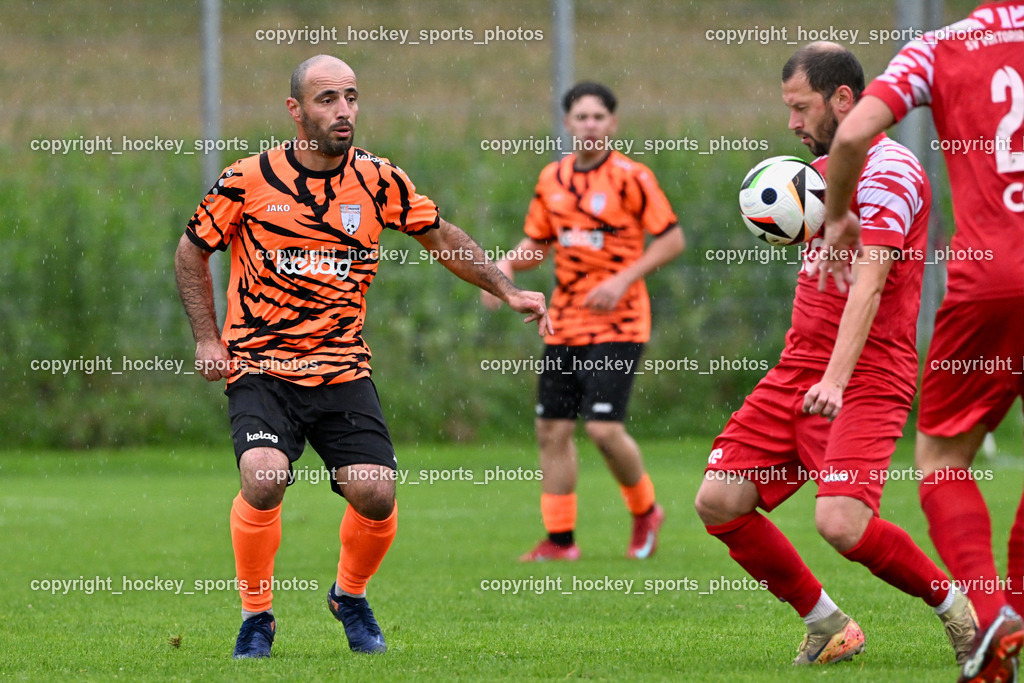 SV Viktoria Viktring vs. FC Mondi Frantschach | #8 Iman Rahmatpanah Siya Masgi FC Frantschach, #7 Yevhen Sutkovyi SV Viktoria Viktring, SV Viktoria Viktring vs. FC Mondi Frantschach, SV Viktoria Viktring vs. FC Mondi Frantschach am 02.08.2025 in Klagenfurt (Sportplatz Viktrink), Austria, (Photo by Bernd Stefan)