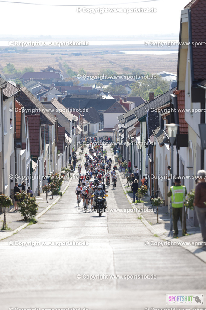 368A4074 | Neusiedlersee Radmarathon 2026@sportshot_your_pictrs #yourpictures#roadtowm2029 #nrm #neusiedlerseeradmarathon #neusiedlersee #neusiedlerseetourismus #burgenland #mörbisch #nrm26 #burgenlandtourismus #voglundco #poweredbyburgenlandtourismus #radsport #rad #marathon #ucigranfondo #visitburgenland #ucigranfondoworldseries