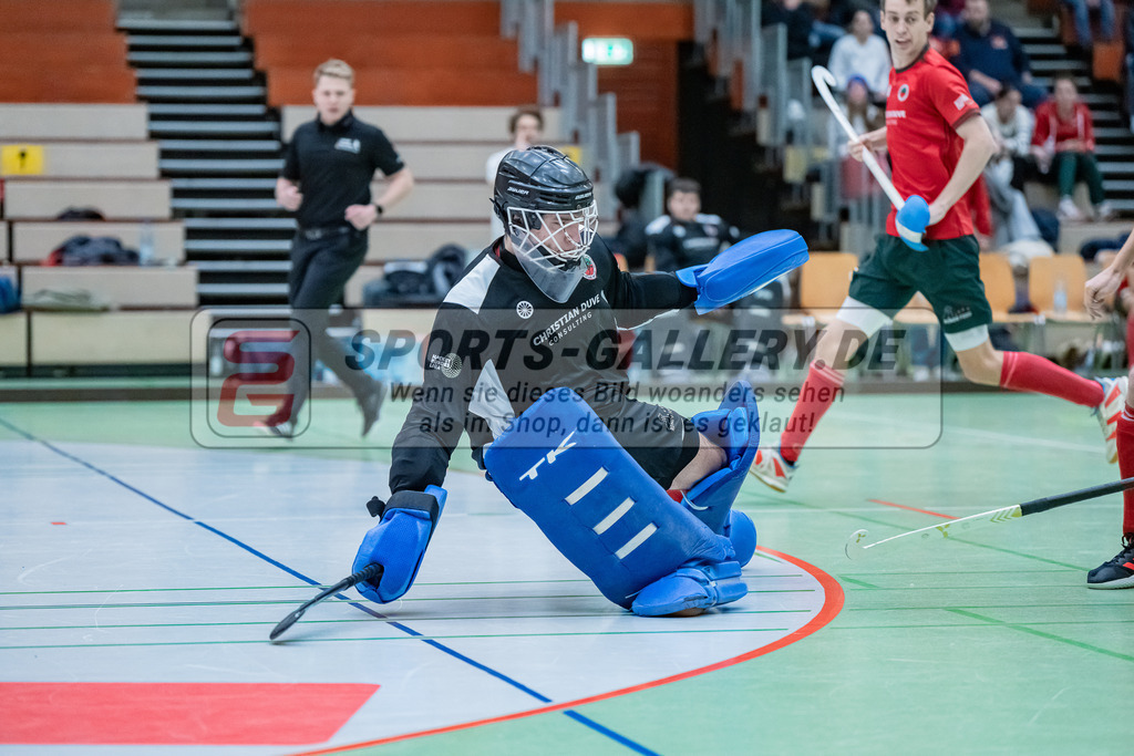 HK_20231216_107375 | 1. Bundesliga Herren  Crefelder HTC - Blau Weiß Köln am 16.12.2023 Sporthalle Glockenspitz, Krefeld , Lasse Kille Torwart ( Crefelder HTC #32 )