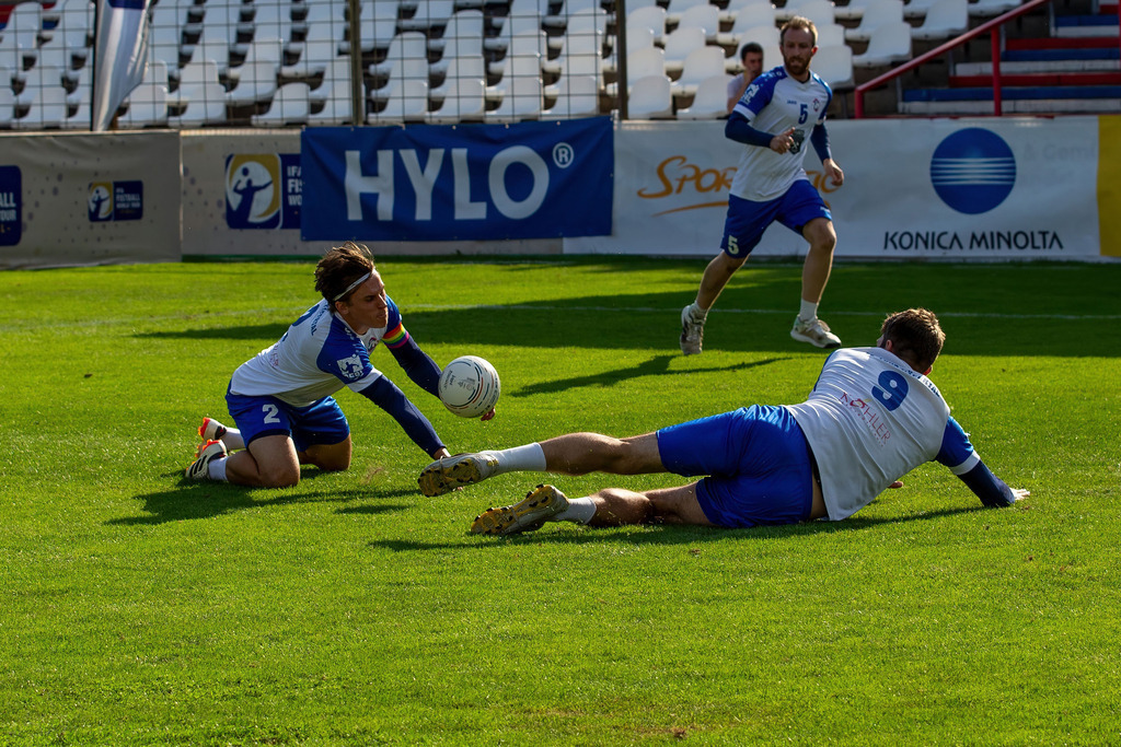 Faustball: TSV Pfungstadt gegen TV Käfertal (IFA 2024 Fistball World Tour Finals Mannheim, Vorrundenspiel Gruppe A). Bild: Felix Klassen (2) und Nick Trinemeier (9), Käfertal | Faustball: TSV Pfungstadt gegen TV Käfertal (IFA 2024 Fistball World Tour Finals Mannheim, Vorrundenspiel Gruppe A). Bild: Felix Klassen (2) und Nick Trinemeier (9), Käfertal - Realisiert mit Pictrs.com
