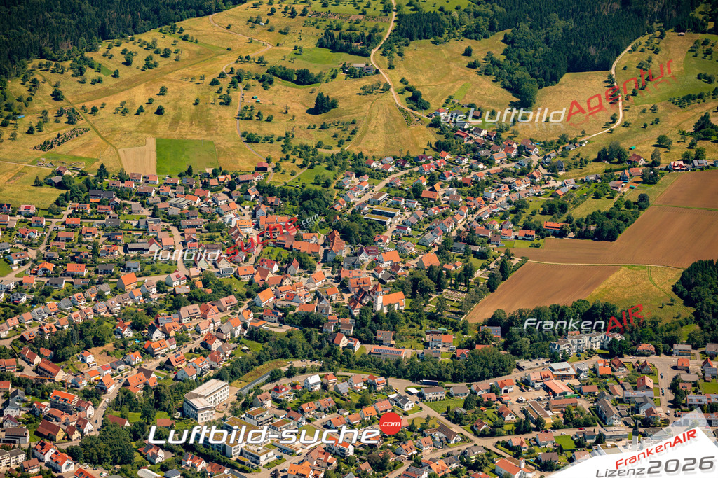Das Luftbild zeigt : Frommern Balingen - Die Luftaufnahme wurde 2024 vom UL-Flugzeug aus erstellt ( keine Drohne ) - Hochauflösende Luftaufnahme - Für grossformatige Ausdrucke geeignet. Die Geschenkidee !Mit Lizenz und Bildrechte bestellbar