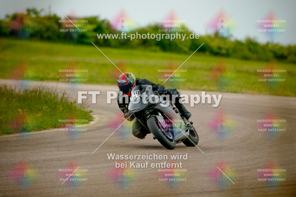 _MOT2556 | Hier findet Ihr Bilder von Touristenfahrten auf der Nürburgring Nordschleife oder von anderen Veranstaltungen die ich besucht habe. Viel Spass beim Durch Schauen 