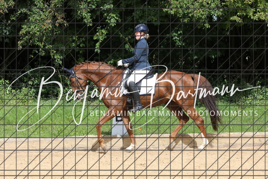 AZ2A2234 | Benjamin Bartmann Photomoments